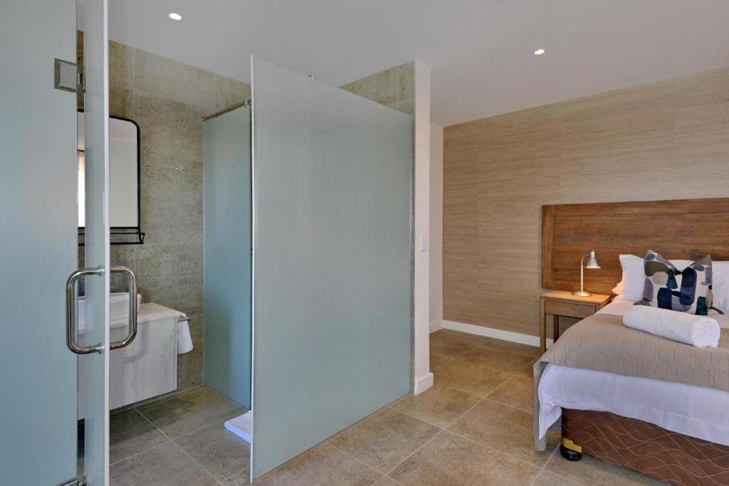 The Shark Bay Villas Langebaan Esterno foto
